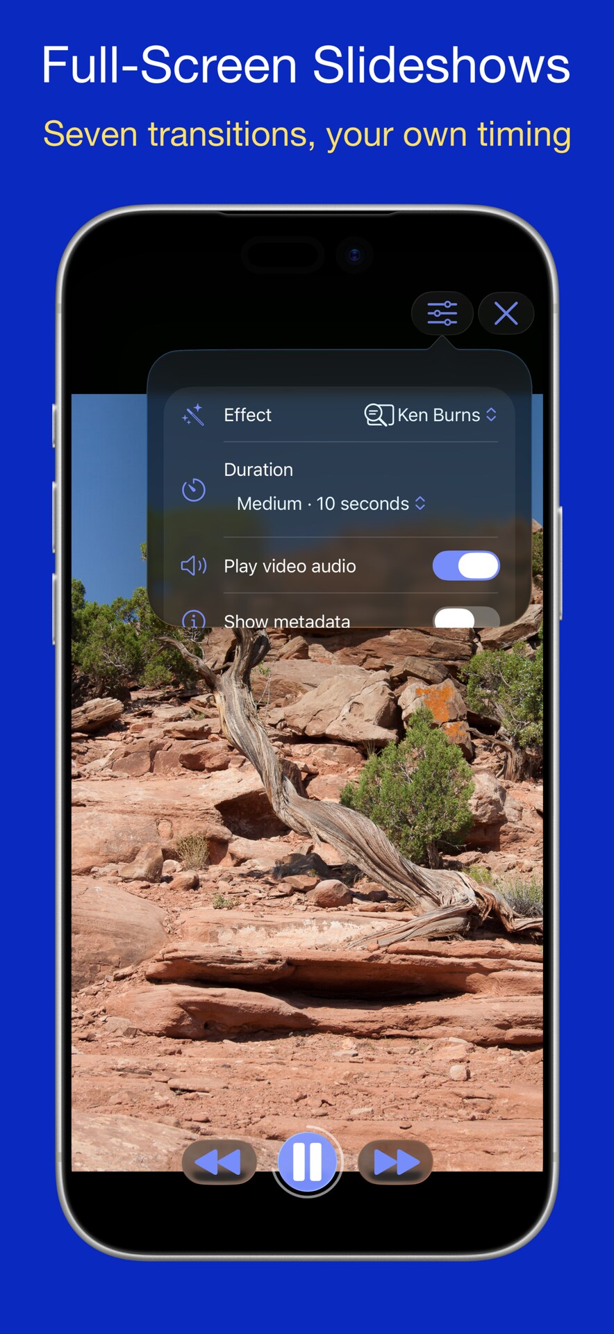 A running slideshow with its settings open, showing the transitions and how long each slide stays on screen